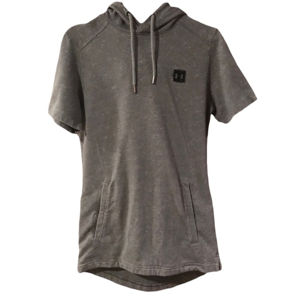 Under Armour Other - Under Armor short sleeve pullover hoodie size small